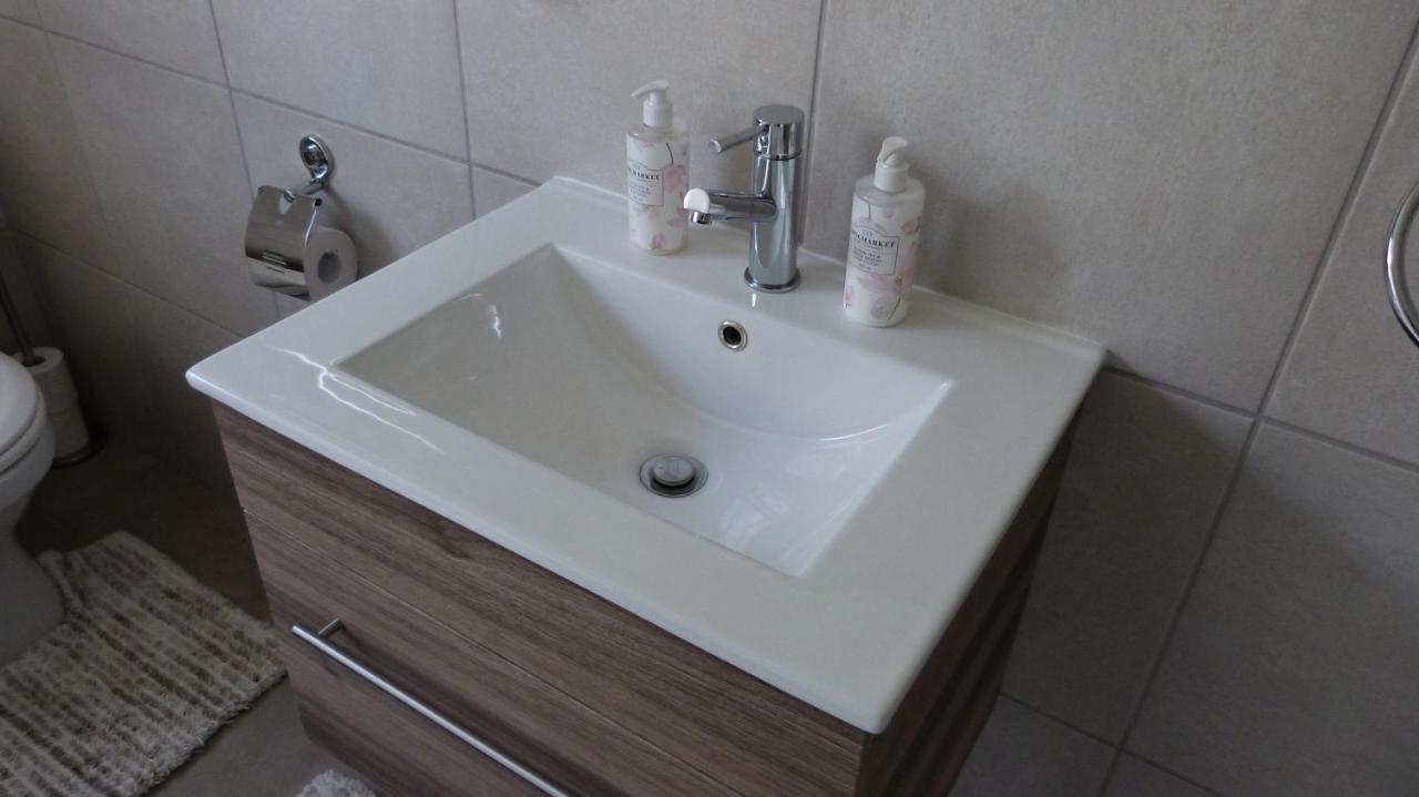 Settle inn Self Catering Units Colchester Eksteriør bilde
