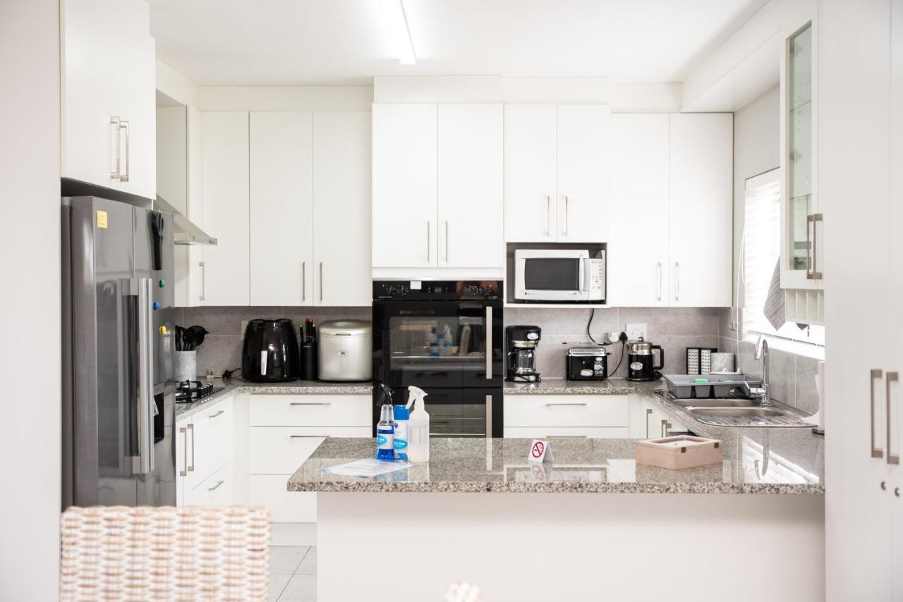 Settle inn Self Catering Units Colchester Eksteriør bilde